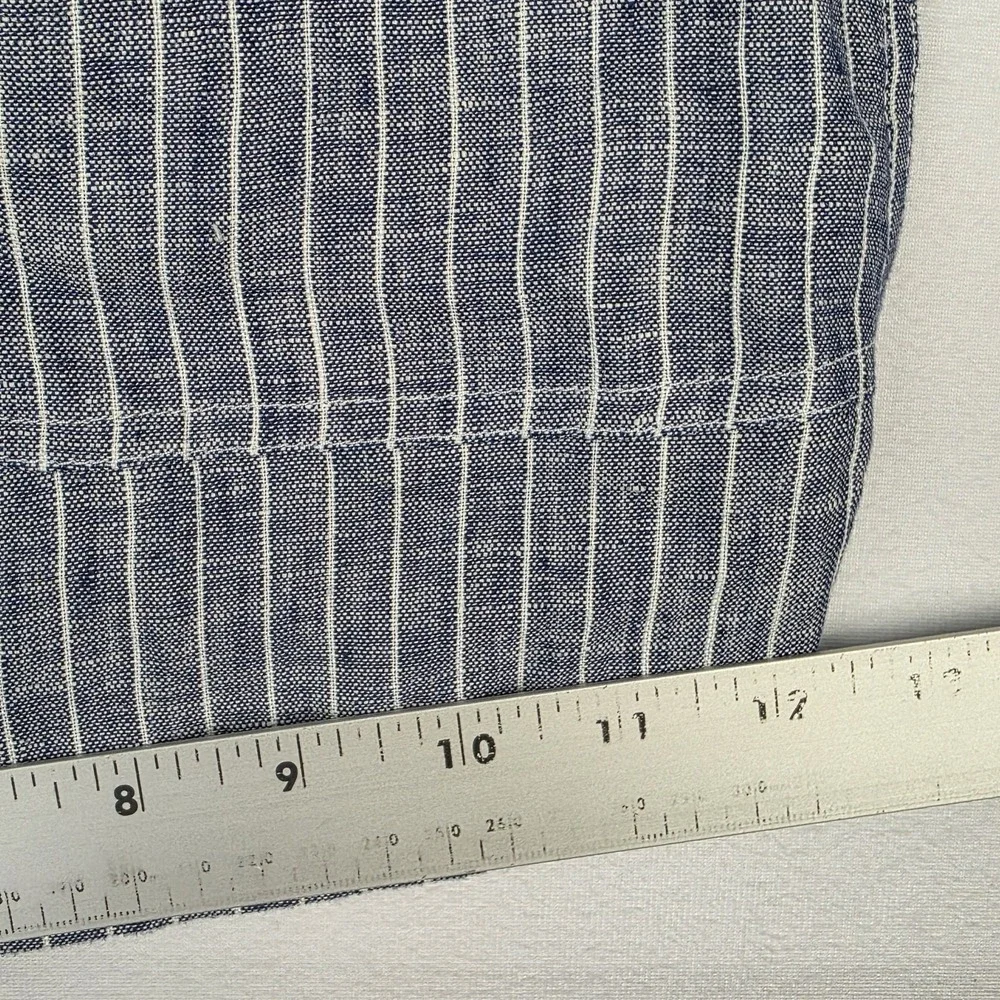 Quince Women's 100% European Linen Shorts Medium M Blue Chambray Stripe New - Picture 10 of 10